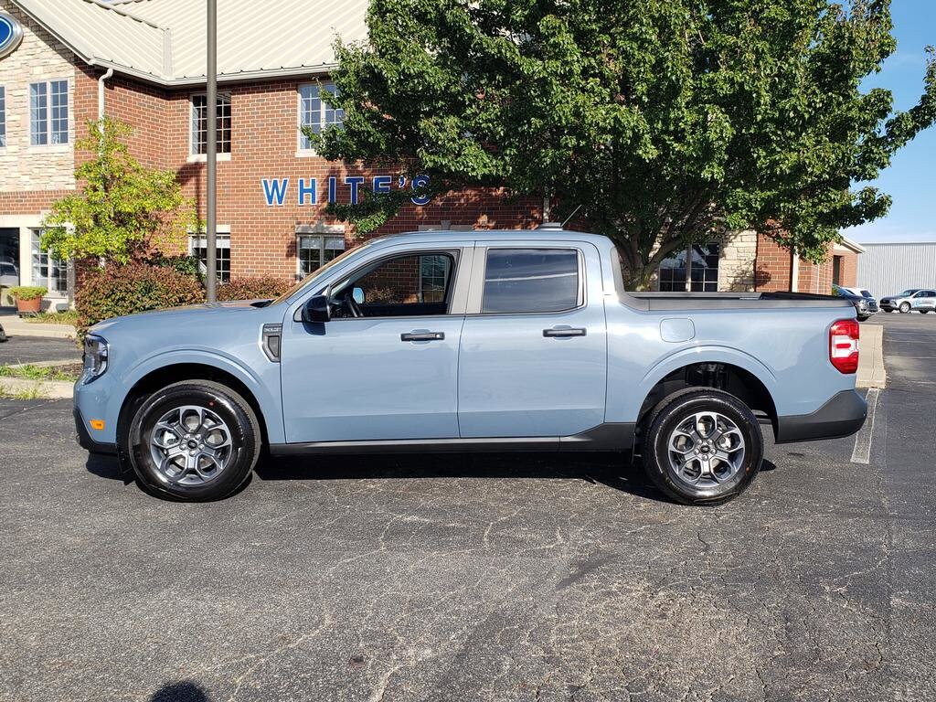 2025 Ford Maverick XLT photo 2