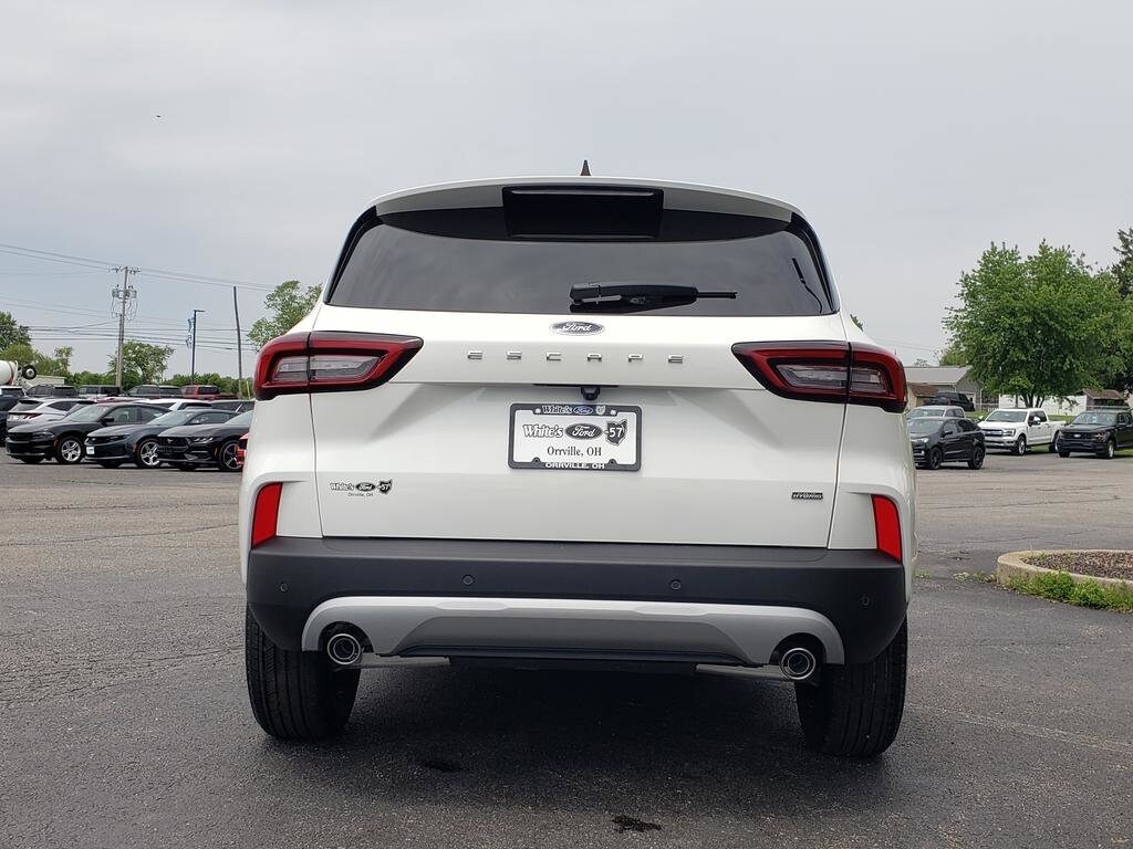 2025 Ford Escape Plug-In Hybrid photo 3