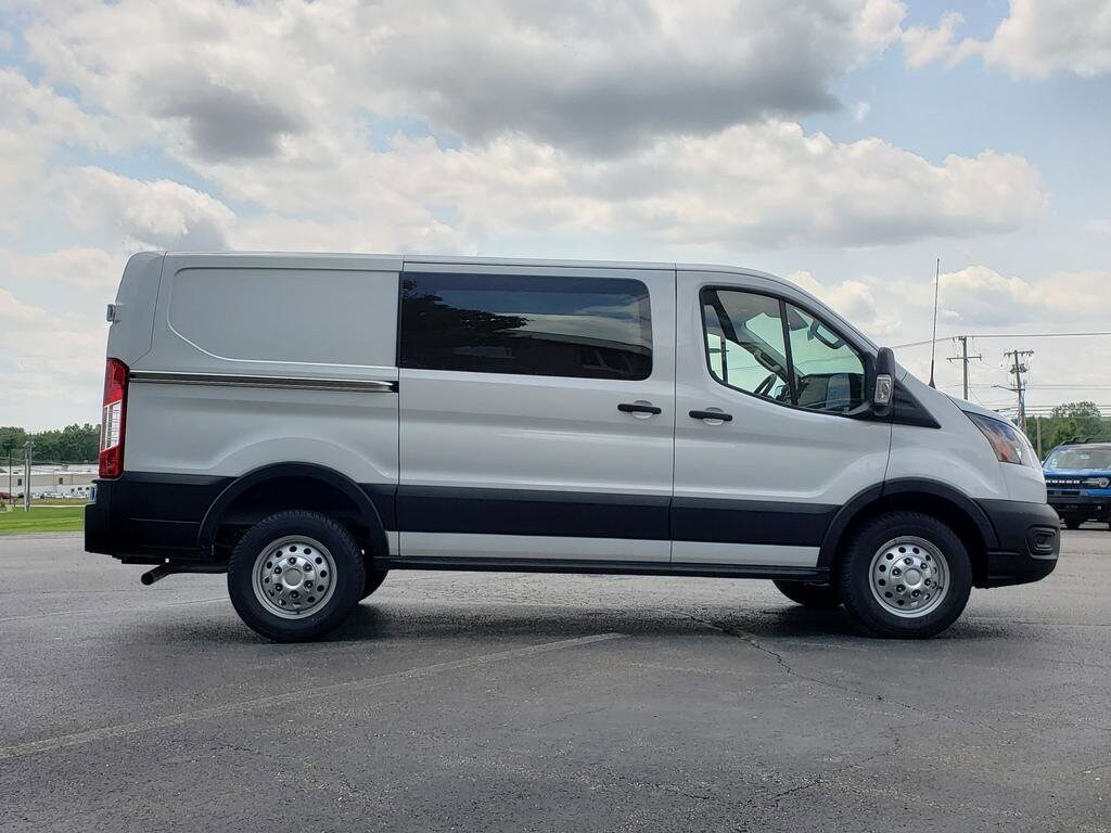2025 Ford Transit Cargo Van photo 4