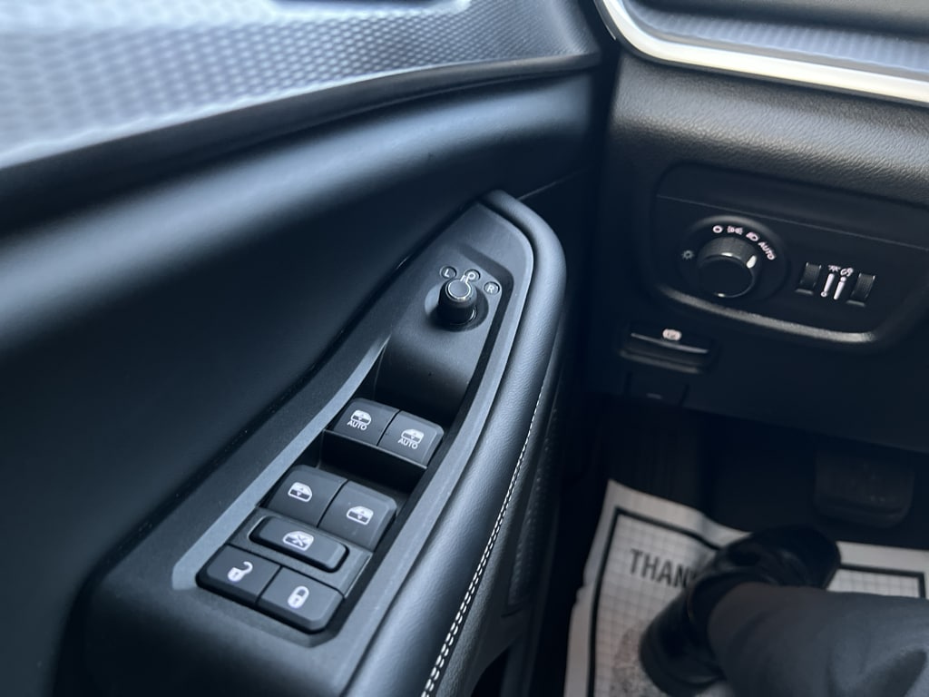 2025 Jeep Grand Cherokee Altitude X photo 4