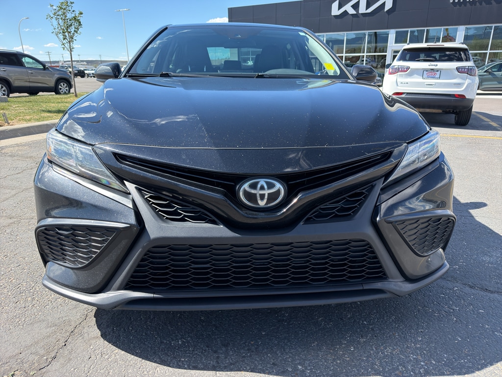 Used 2021 Toyota Camry SE with VIN 4T1G11AK7MU432371 for sale in Casper, WY