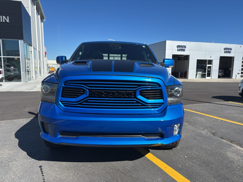 2018 Ram 1500 Sport photo 2