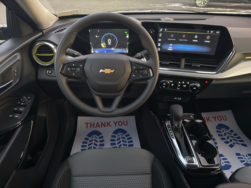 2026 Chevrolet Trax LT - Photo 9