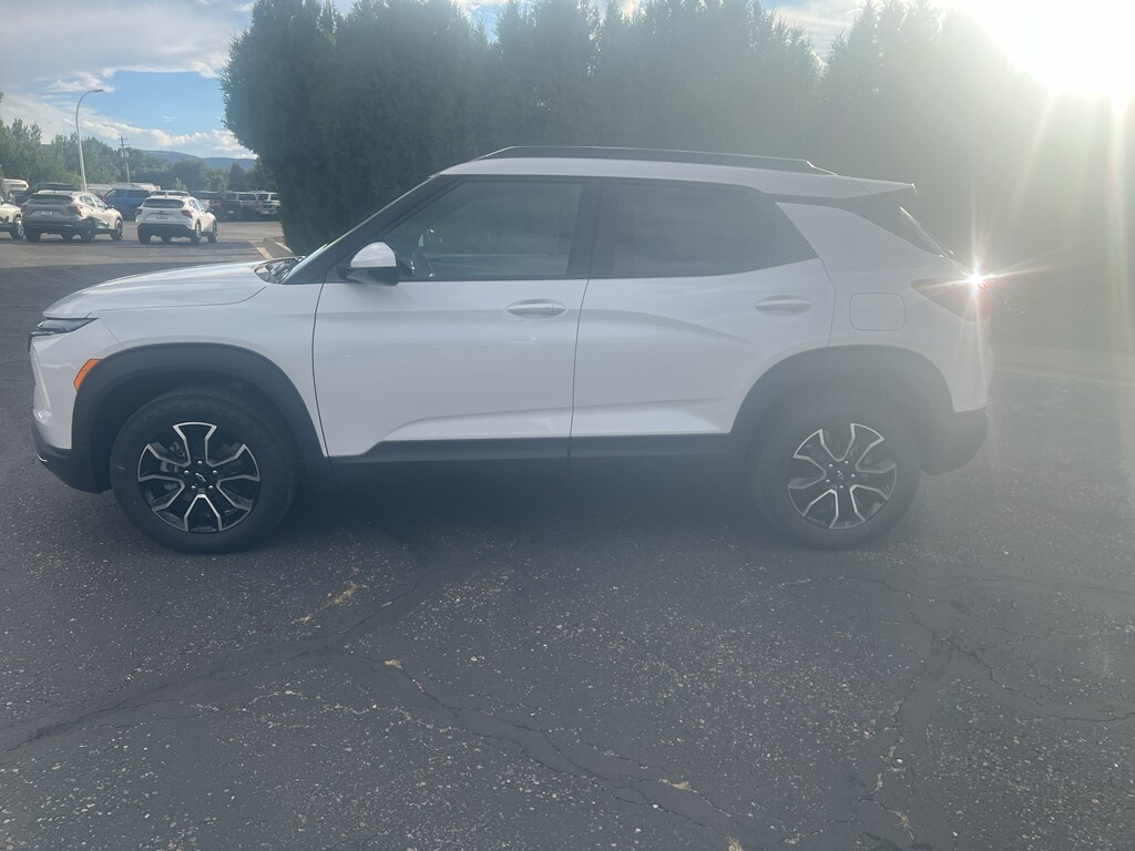2026 Chevrolet Trailblazer ACTIV photo 2