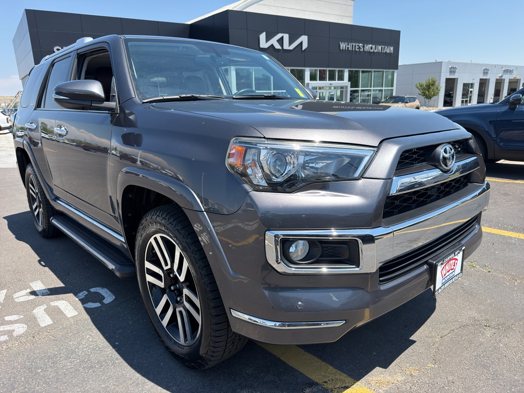 2018 Toyota 4Runner Limited 4x4 V6's photo