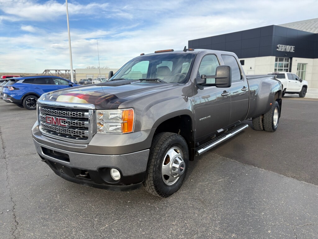 2012 Gmc Sierra SLT photo 2