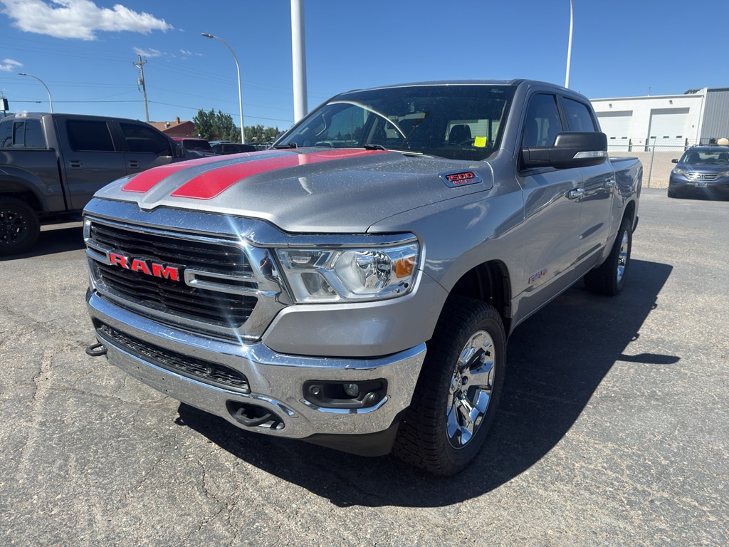2019 RAM 1500 Big Horn/Lone Star 4x4 Crew Cab 5'7's photo