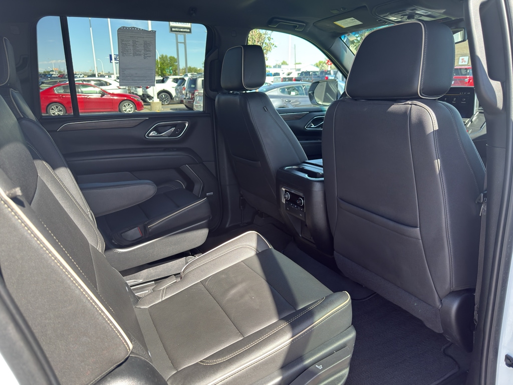 2023 Chevrolet Suburban Premier - Photo 15