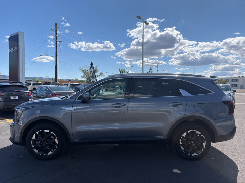Certified 2024 Kia Sorento S Sport Utility