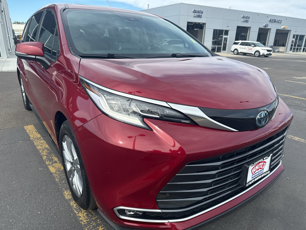 2023 Toyota Sienna