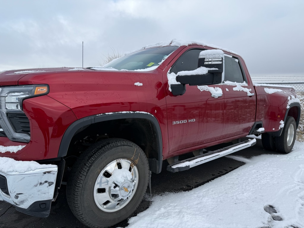 2025 Chevrolet Silverado 3500HD LTZ's photo