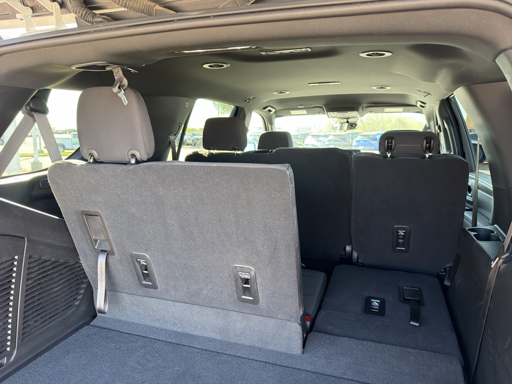 2023 Chevrolet Tahoe LS - Photo 17
