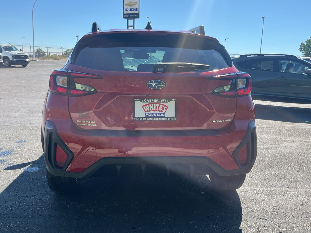 2025 Subaru Crosstrek Limited photo 3