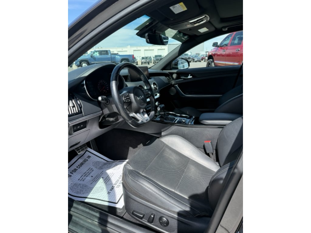 2023 Kia Stinger GT-Line AWD's photo