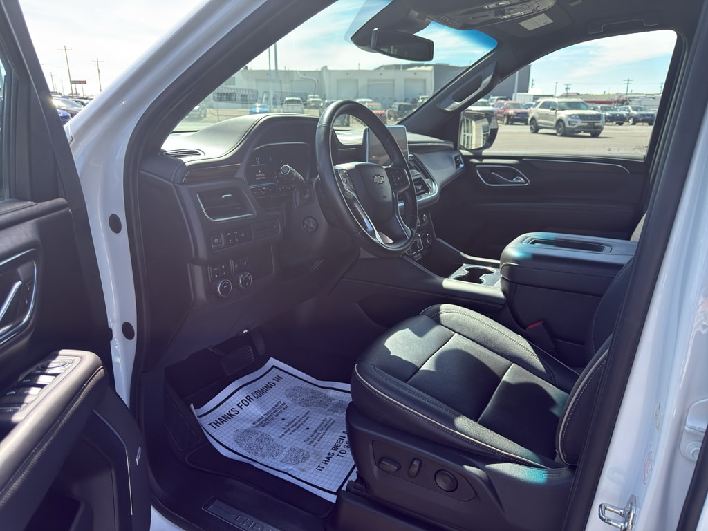 2023 Chevrolet Suburban Premier - Photo 9