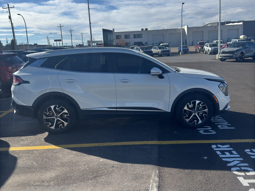 2023 Kia Sportage Hybrid EX photo 4