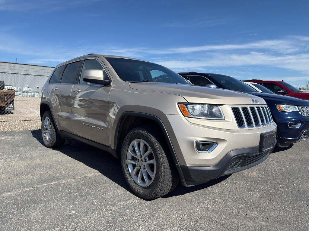 2015 Jeep Grand Cherokee Laredo E 4WD's photo