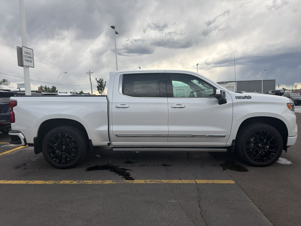 2023 Chevrolet Silverado 1500 High Country - Photo 7