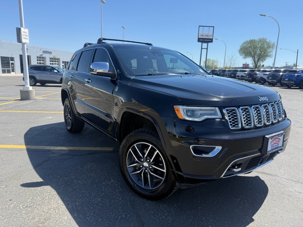 2018 Jeep Grand Cherokee Overland 4WD's photo