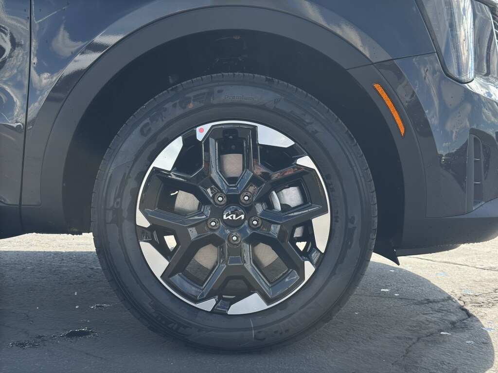 2025 Kia Sorento S photo 31