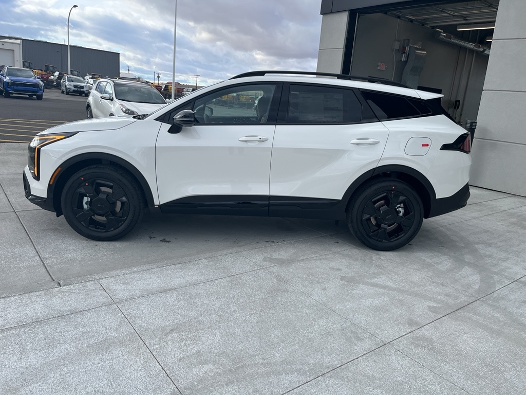 New 2026 Kia Sportage Hybrid EX SUV