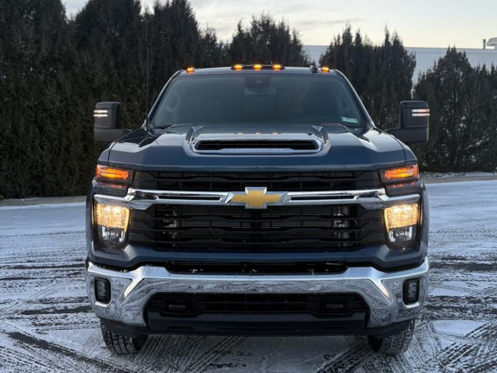 New 2026 Chevrolet Silverado 3500 HD LT Truck Crew Cab