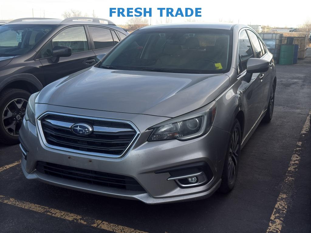 2018 Subaru Legacy Premium's photo