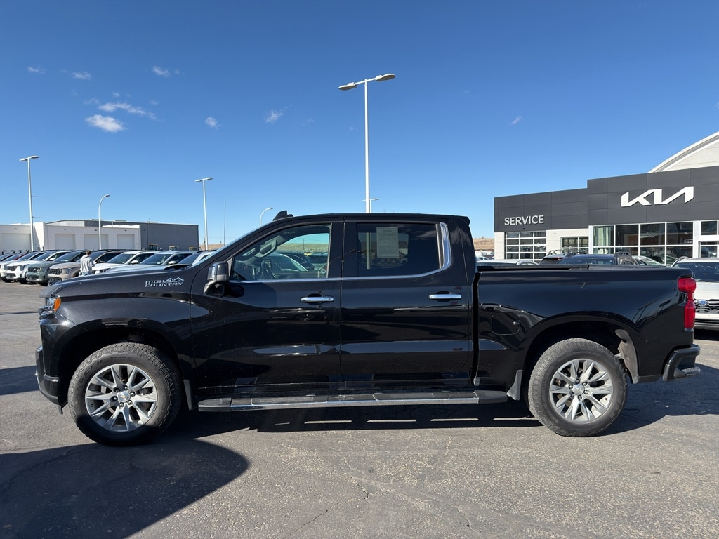 Used 2022 Chevrolet Silverado High Country Crew Cab