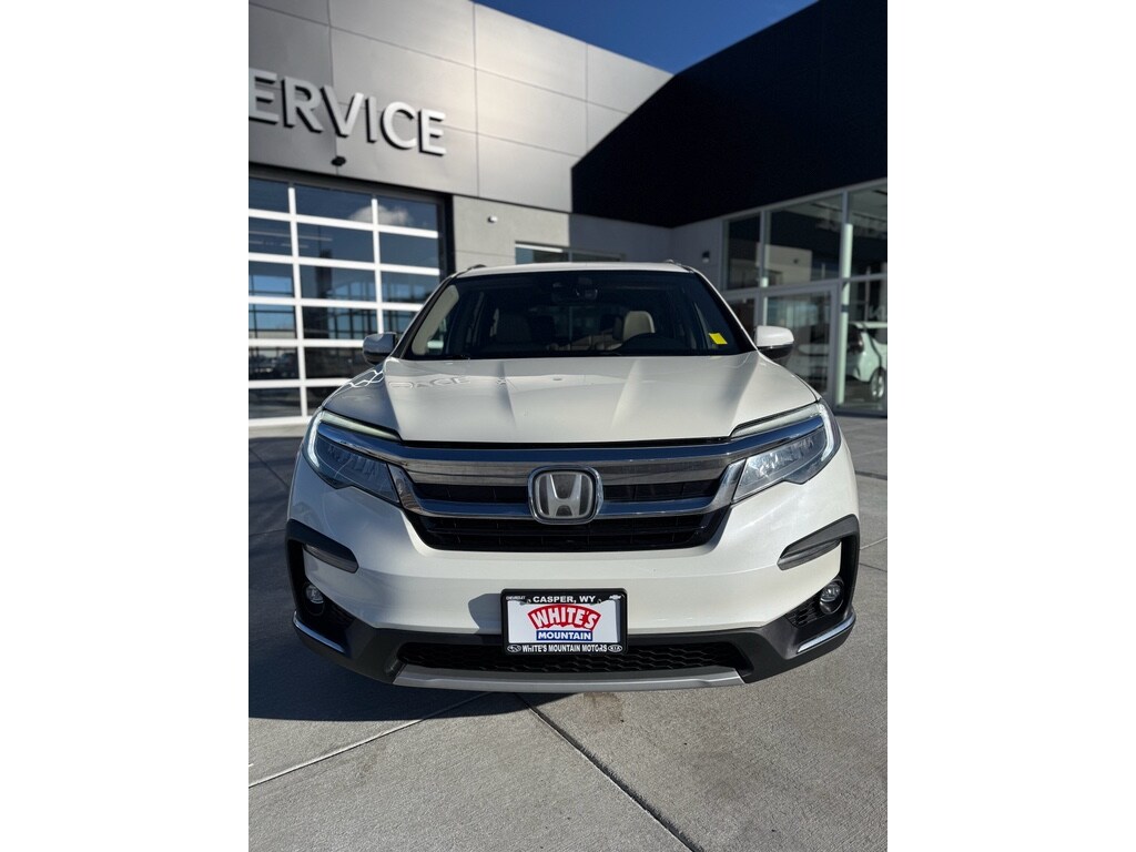 2019 Honda Pilot Touring photo 2