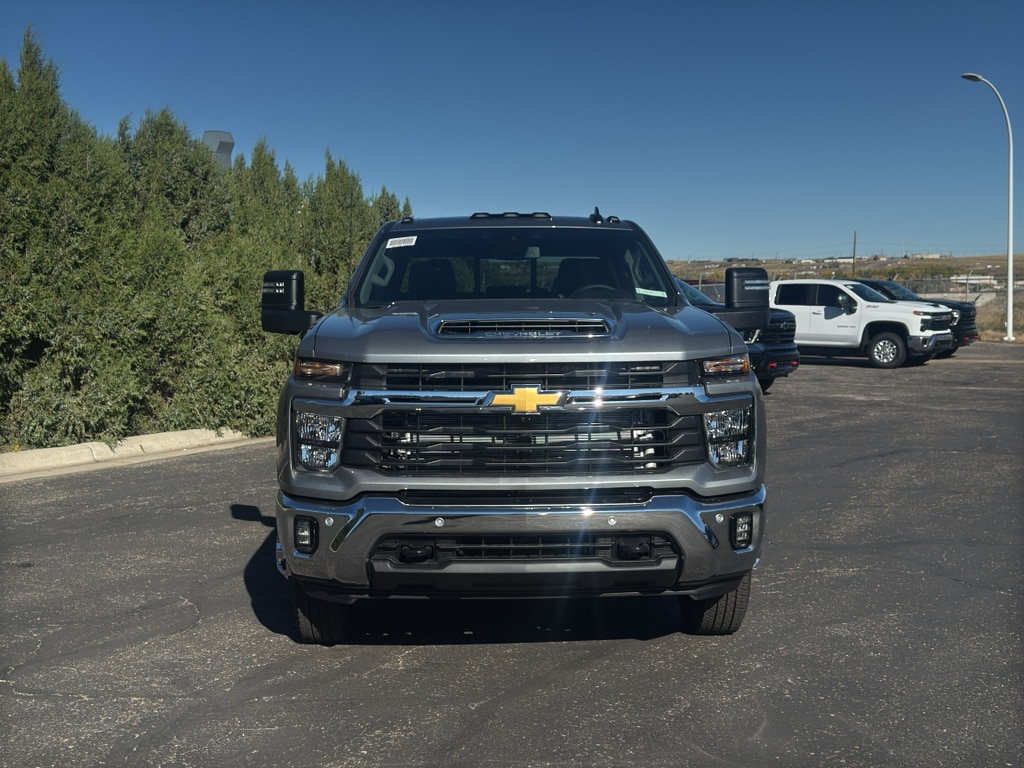 New 2026 Chevrolet Silverado 3500 HD LT DRW Truck