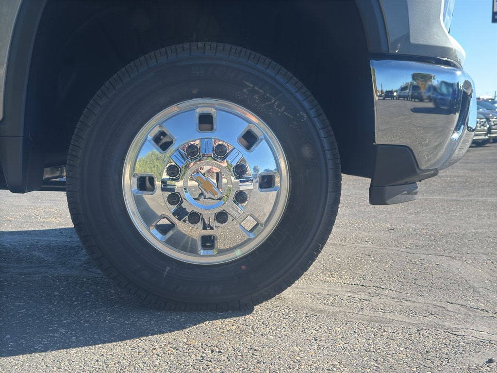 New 2026 Chevrolet Silverado 3500 HD LT DRW Truck