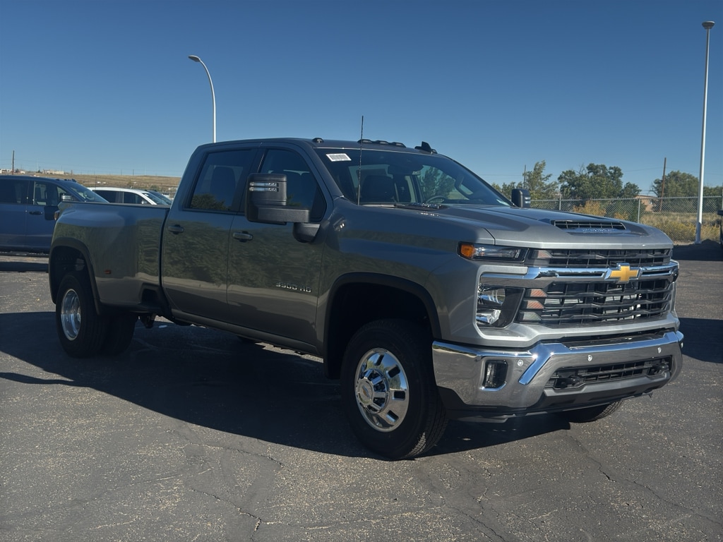 New 2026 Chevrolet Silverado 3500 HD LT DRW Truck