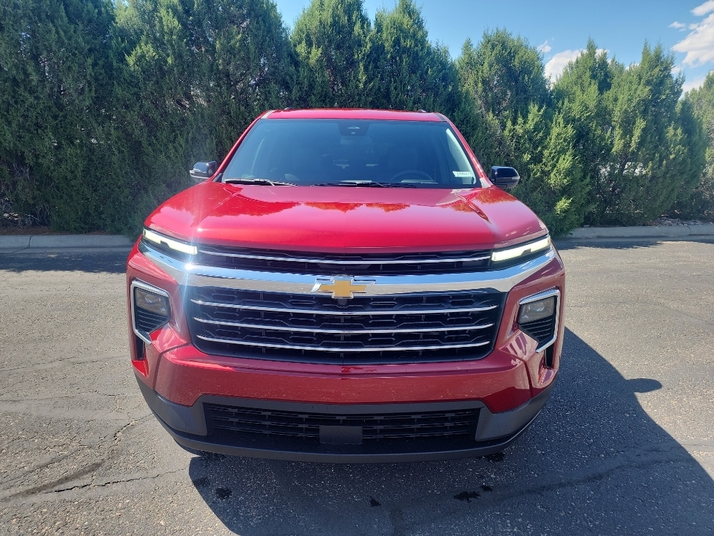 2027 Chevrolet Traverse LT - Photo 8