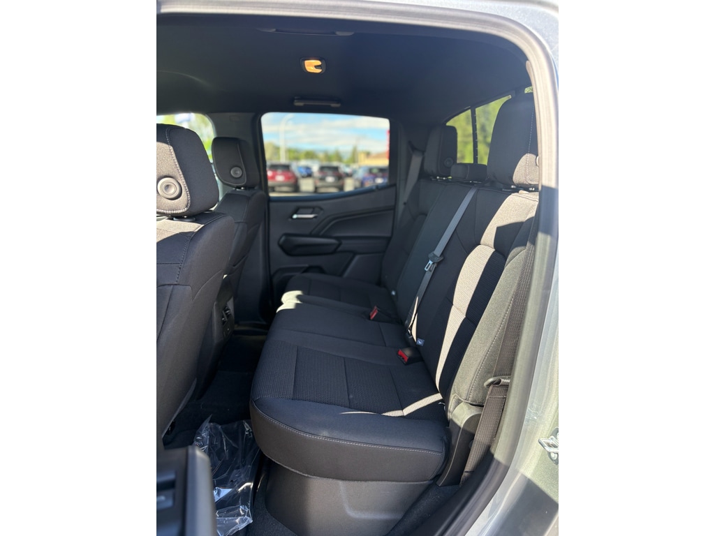 2026 Chevrolet Colorado LT - Photo 17