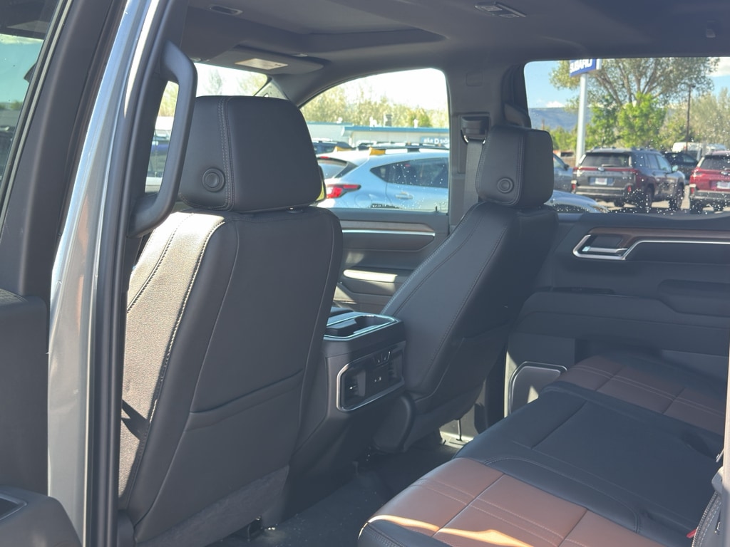 2026 Chevrolet Silverado 1500 High Country - Photo 15