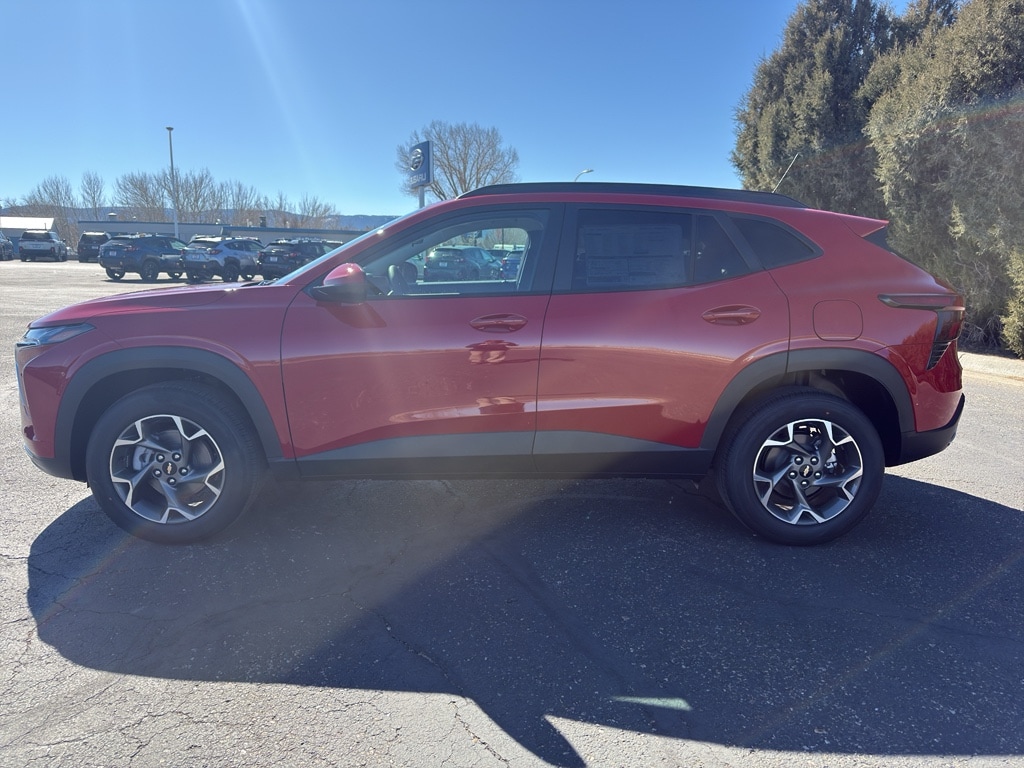 New 2026 Chevrolet Trax LT SUV