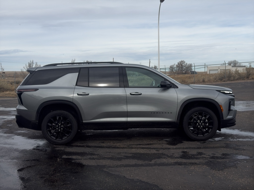 New 2026 Chevrolet Traverse LT SUV