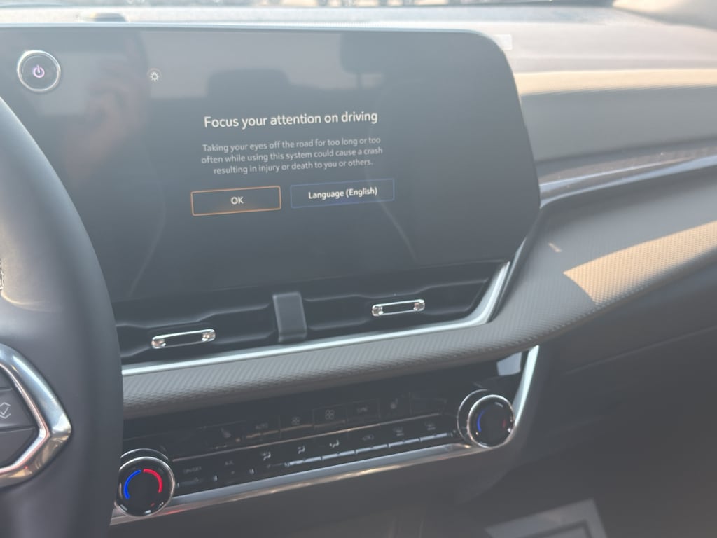 2026 Chevrolet Equinox LT - Photo 14