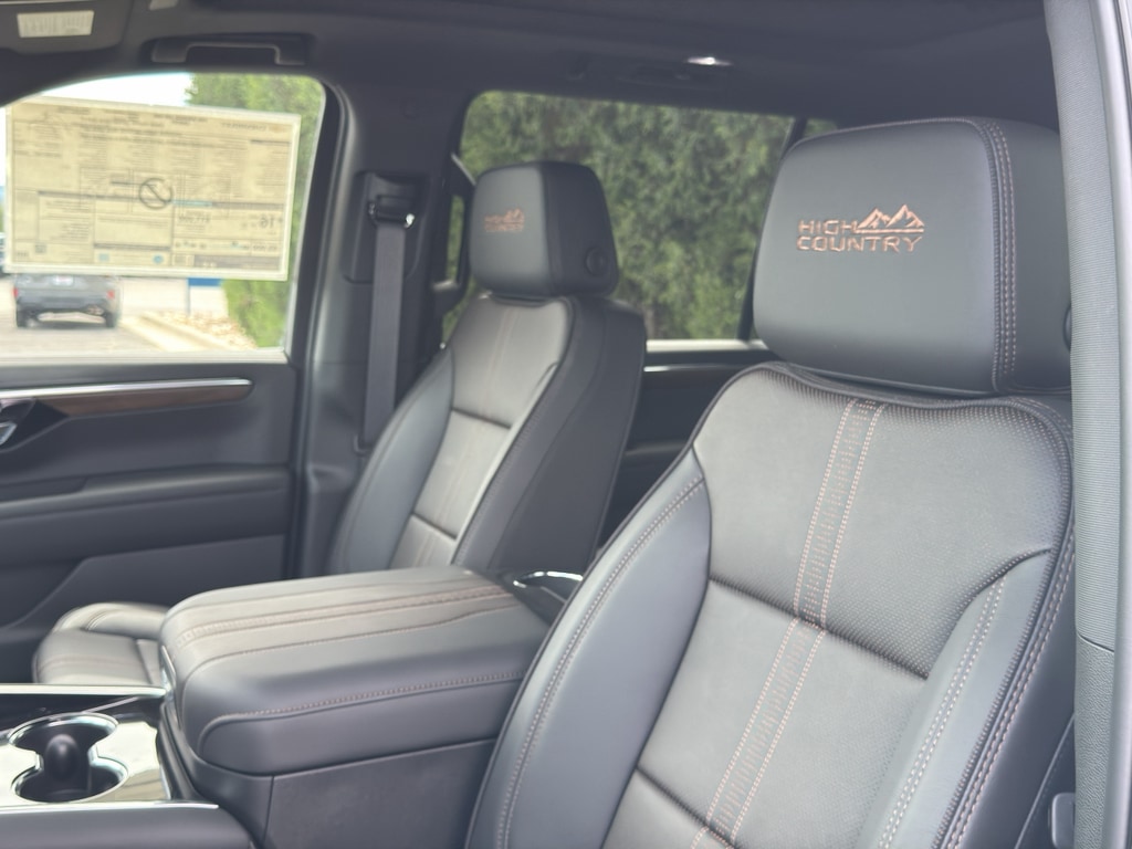 2026 Chevrolet Suburban High Country - Photo 11