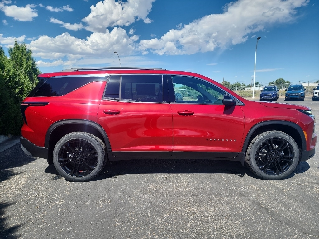 2027 Chevrolet Traverse LT - Photo 6