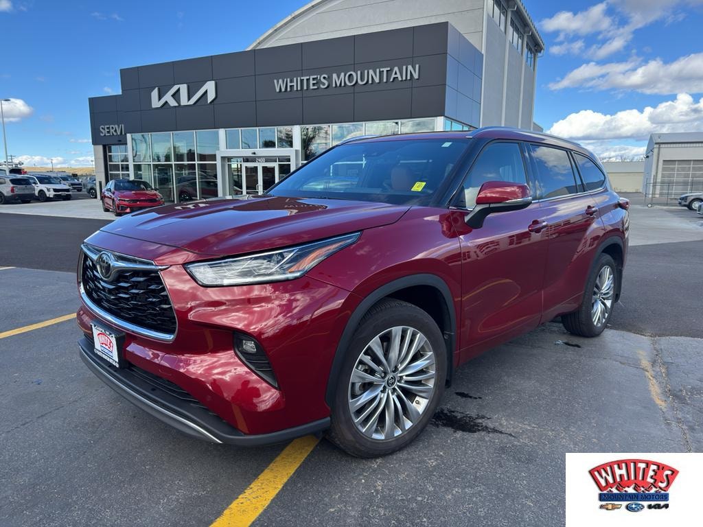 Used 2022 Toyota Highlander Platinum SUV