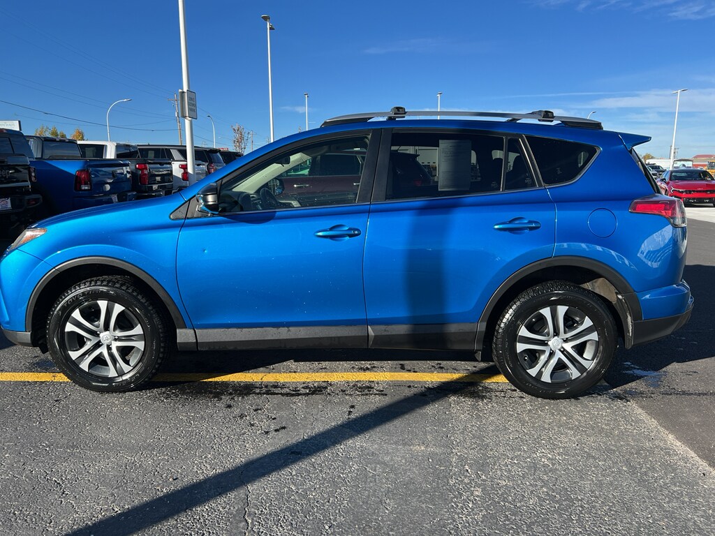 Used 2018 Toyota RAV4 LE