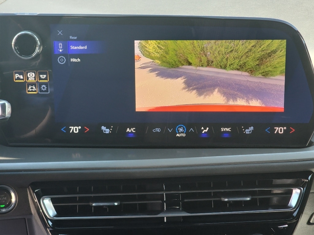 2027 Chevrolet Traverse LT - Photo 13