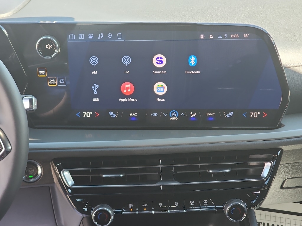 2027 Chevrolet Traverse LT - Photo 14