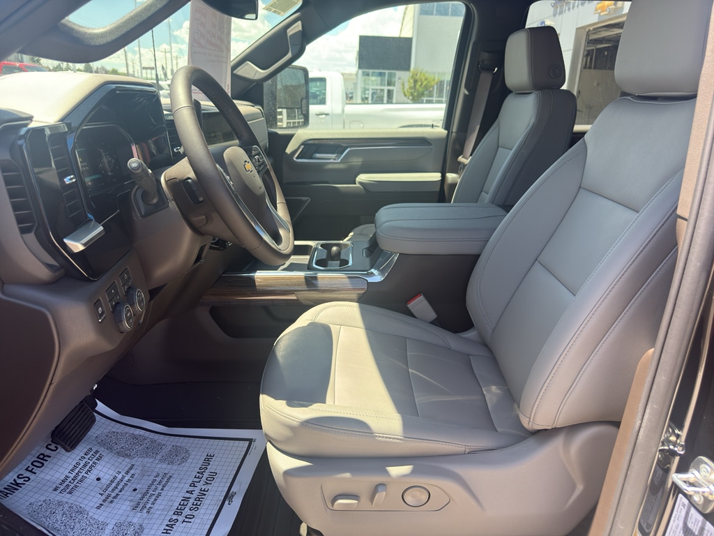 2026 Chevrolet Silverado 2500 HD LT - Photo 9