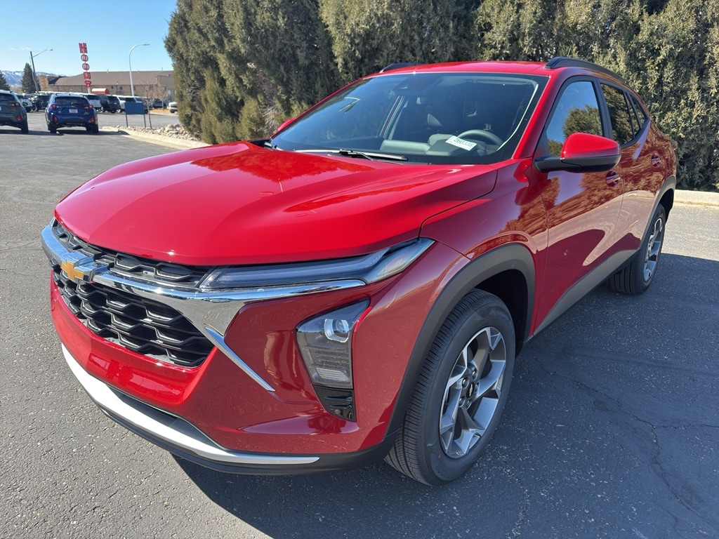 New 2026 Chevrolet Trax LT SUV