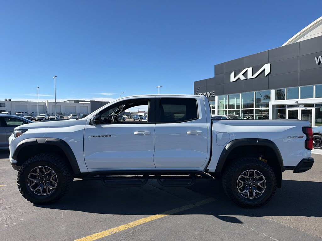 Used 2024 Chevrolet Colorado ZR2 Truck