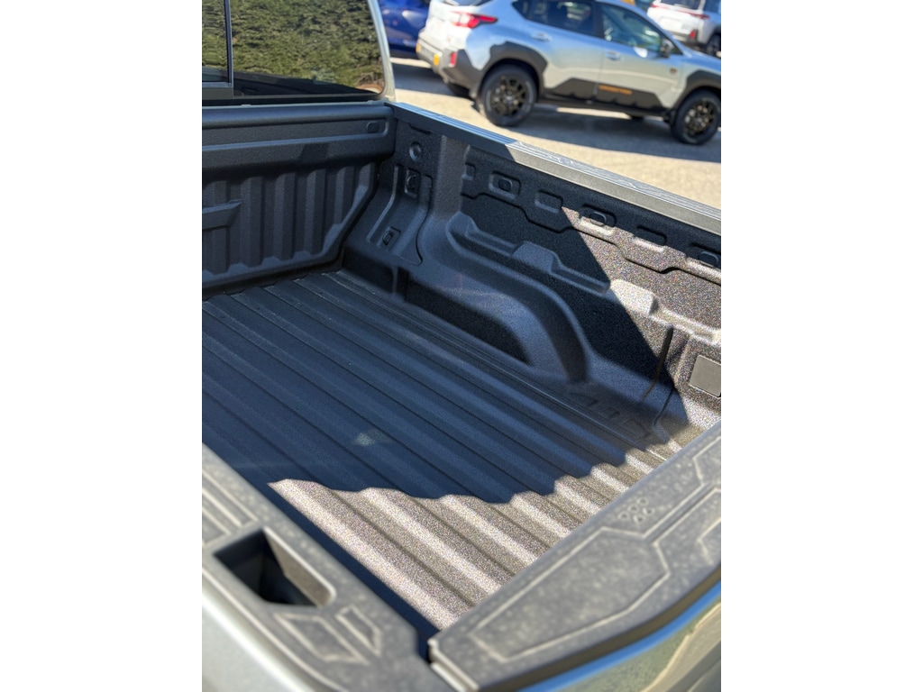 2026 Chevrolet Colorado LT - Photo 11