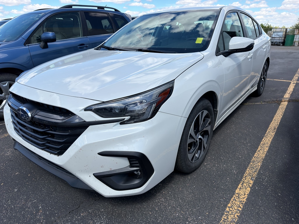 2025 Subaru Legacy Premium's photo