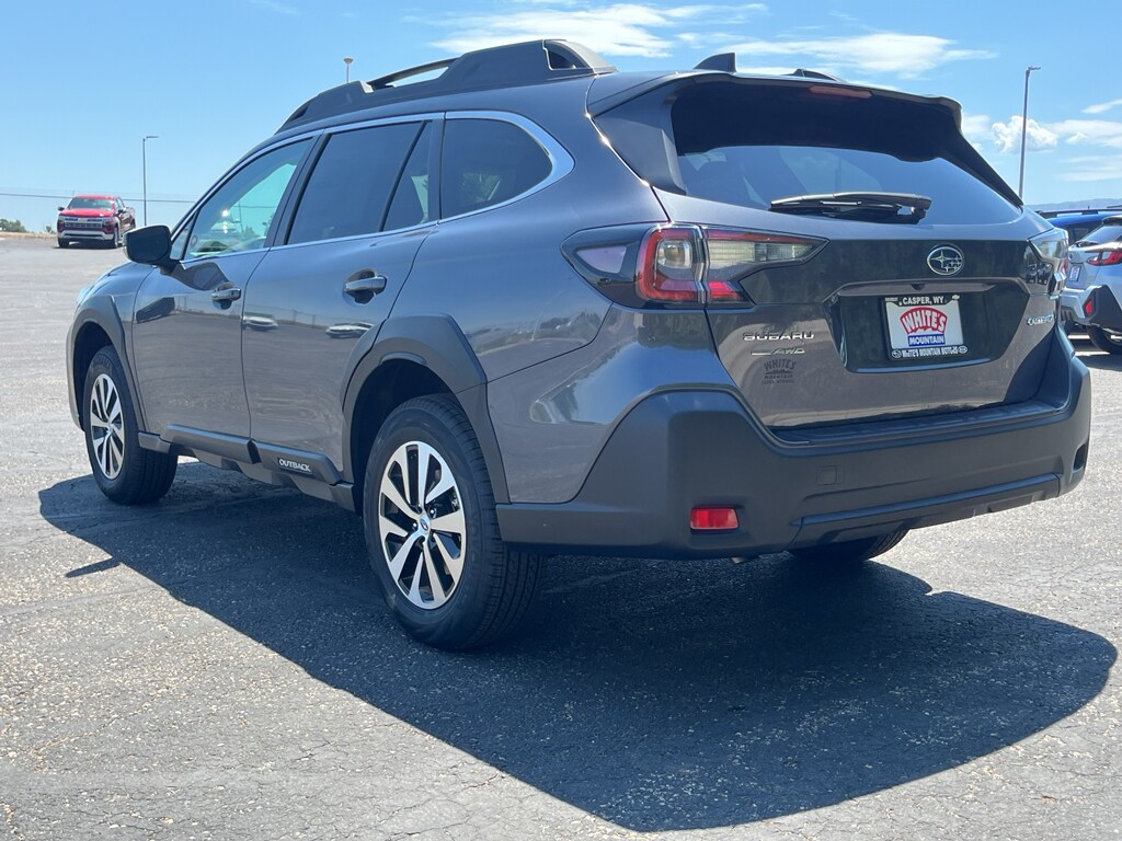 2025 Subaru Outback Premium photo 3